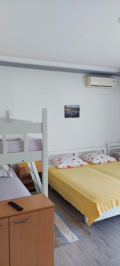 Top Location Živogošće Екстериор снимка
